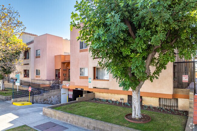 Foto del edificio - 210 Garfield