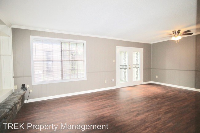 Foto del edificio - 3 br, 2 bath House - 2872 Mendenhall