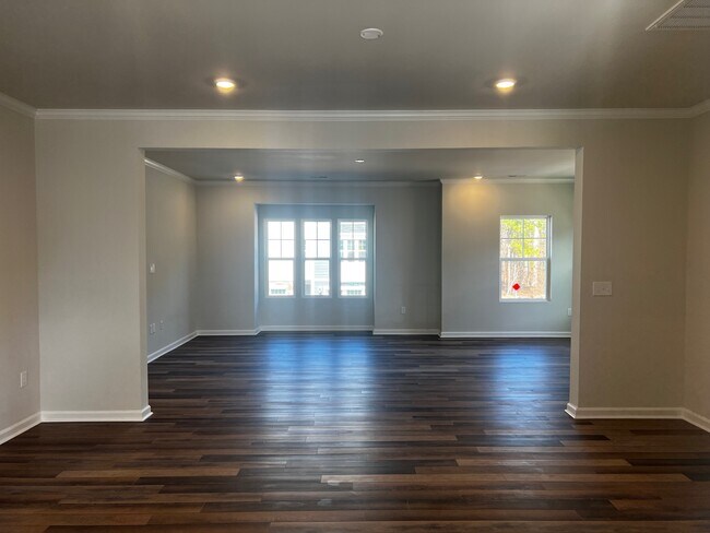 Building Photo - 1128 Crossvine Trl