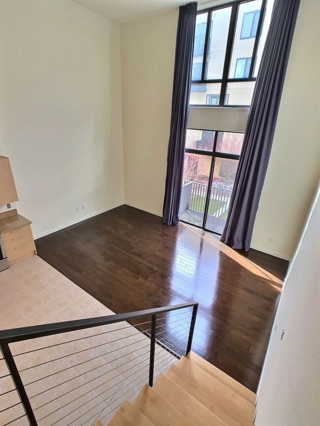Building Photo - Modern Loft in Historic Plant 51 in Downto...