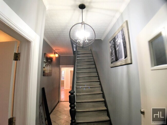 Foto del edificio - 1839 Park Pl