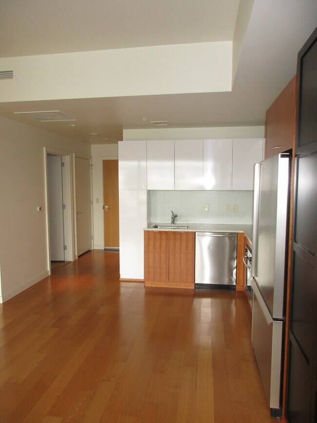 Foto del edificio - 3570 S River Pkwy