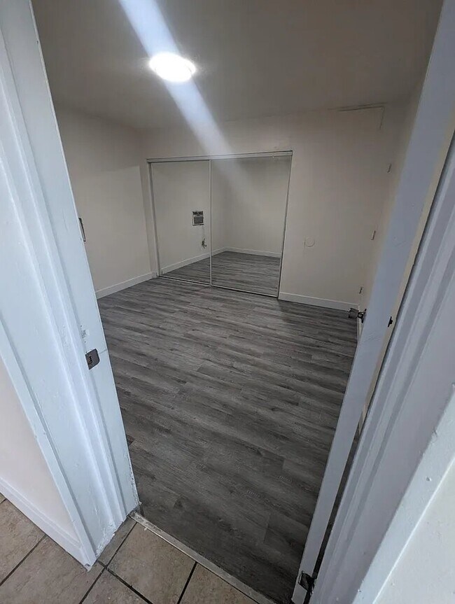 Foto del edificio - 305 N 15th St