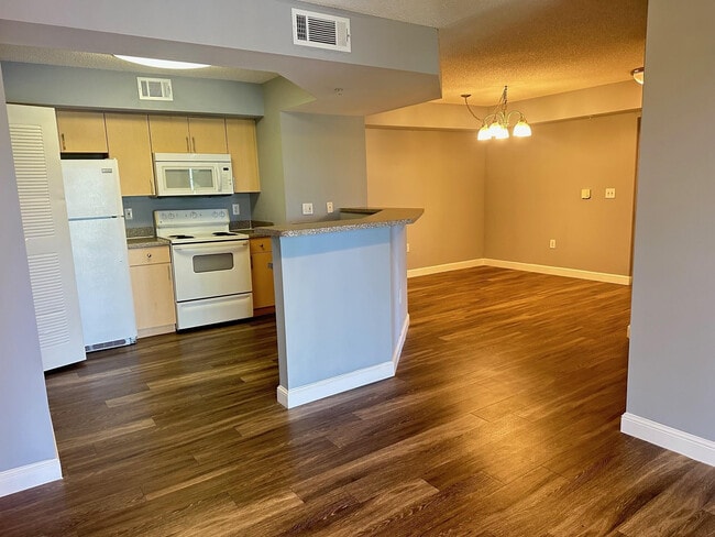 Foto del edificio - 3668 NW Mediterranean Ln