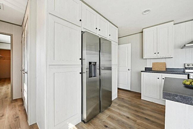 Foto del edificio - 1606 Fox Dr