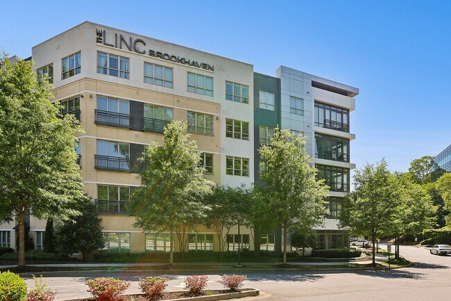 El Linc Brookhaven - The Linc Brookhaven