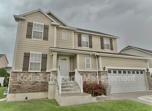 Building Photo - 5757 Coral Pine Ct S