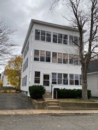 Building Photo - 188 Regan St