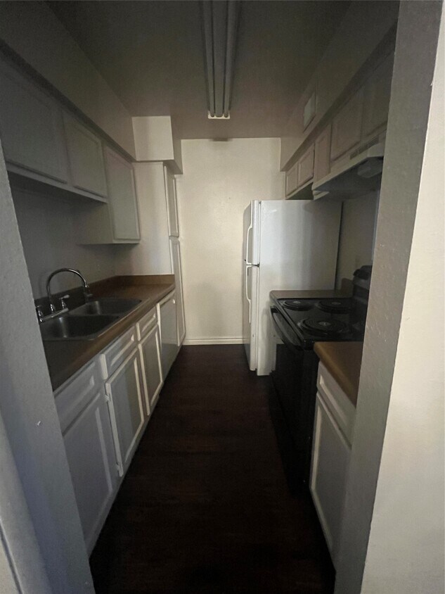 Foto del edificio - 8529 Hearth Dr