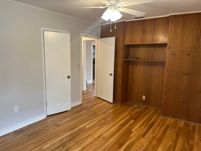 Building Photo - 2210 18th St