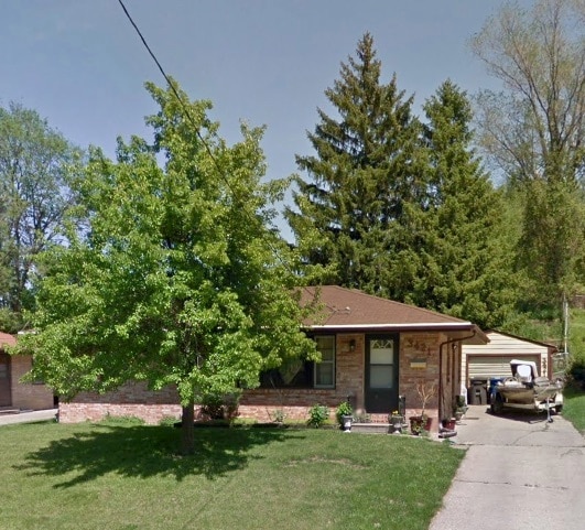 Foto principal - 3421 Fairlane Dr