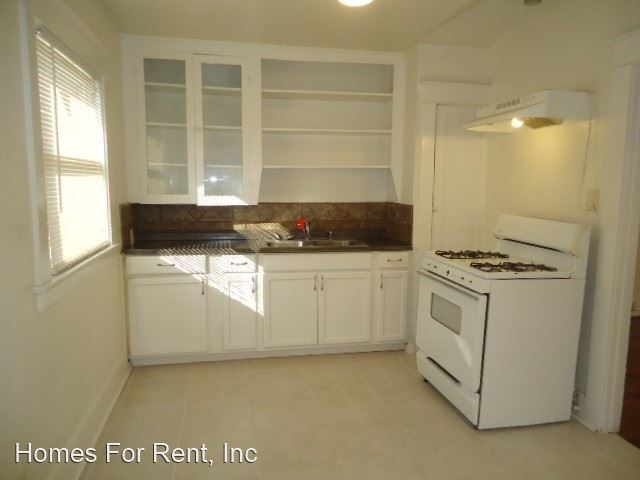 Foto del edificio - 1 br, 1 bath House - 297 S. E St.