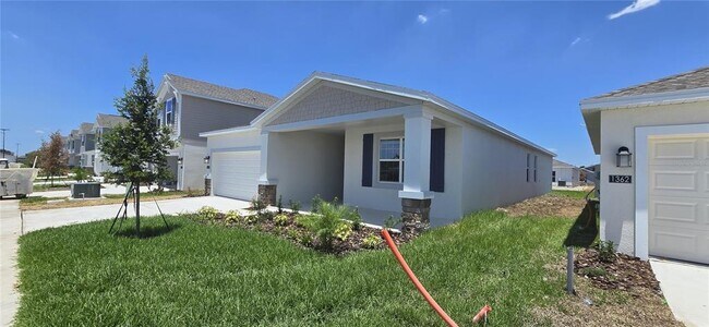 Foto del edificio - 1366 Deepwater Cir