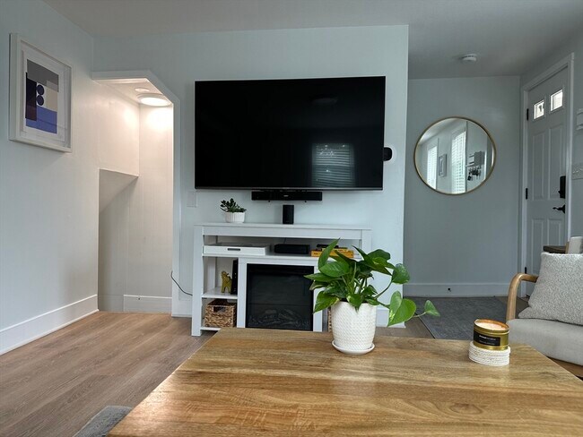 Foto del edificio - 12-14-14 Keith St