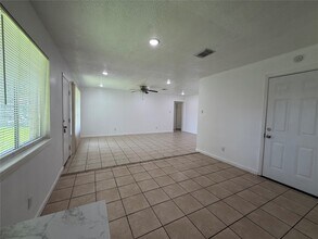 Building Photo - 9911 Cardinal St