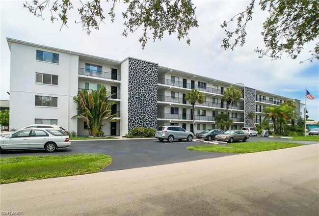 Foto del edificio - 4906 Victoria Dr