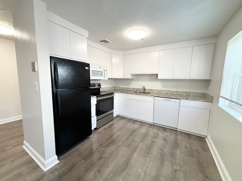 Photo - 11 Langdon Street Unit 204