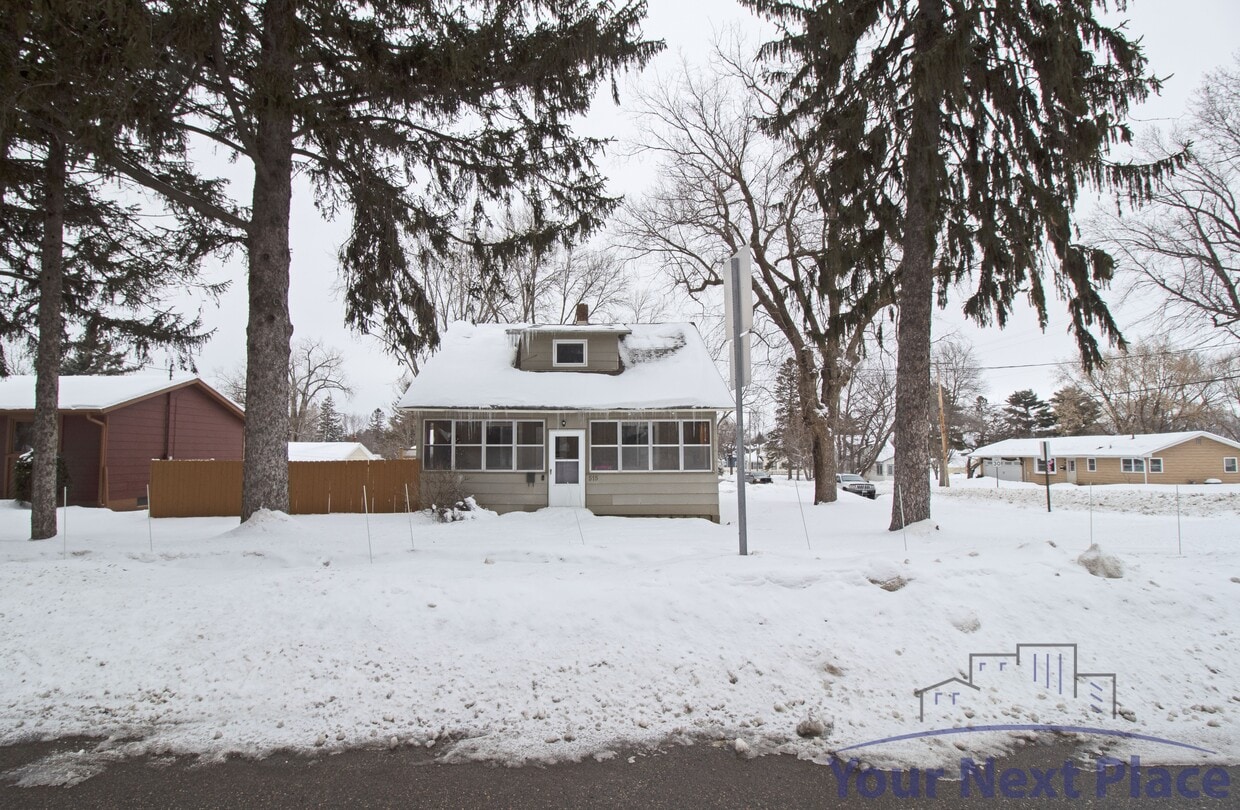 515 1st St S, Sauk Rapids, MN 56379 House Rental in Sauk Rapids, MN