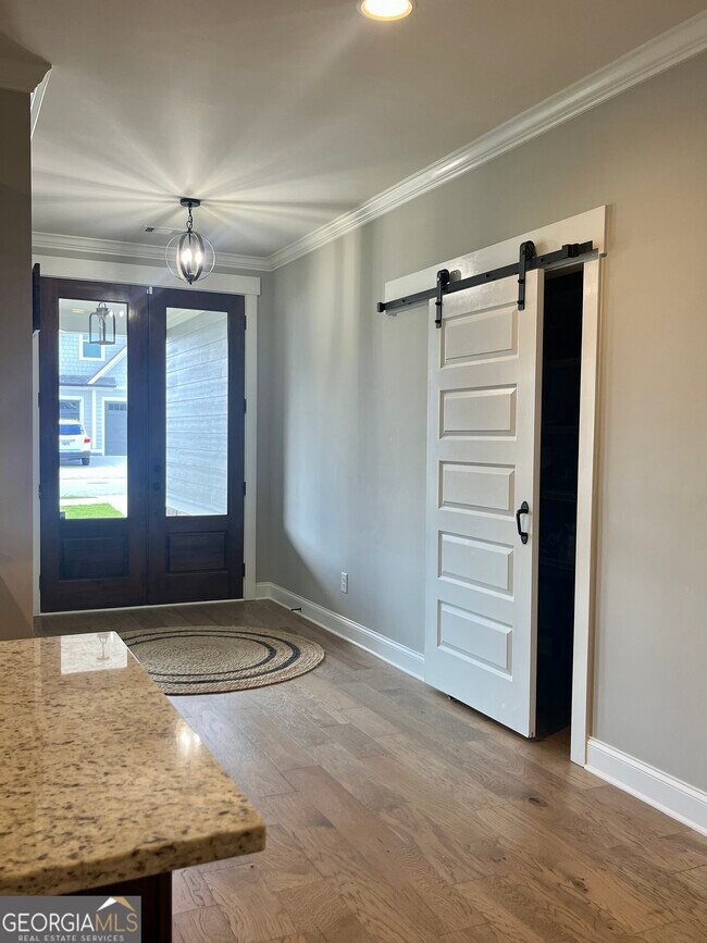 Foto del edificio - 1180 Legend Dr