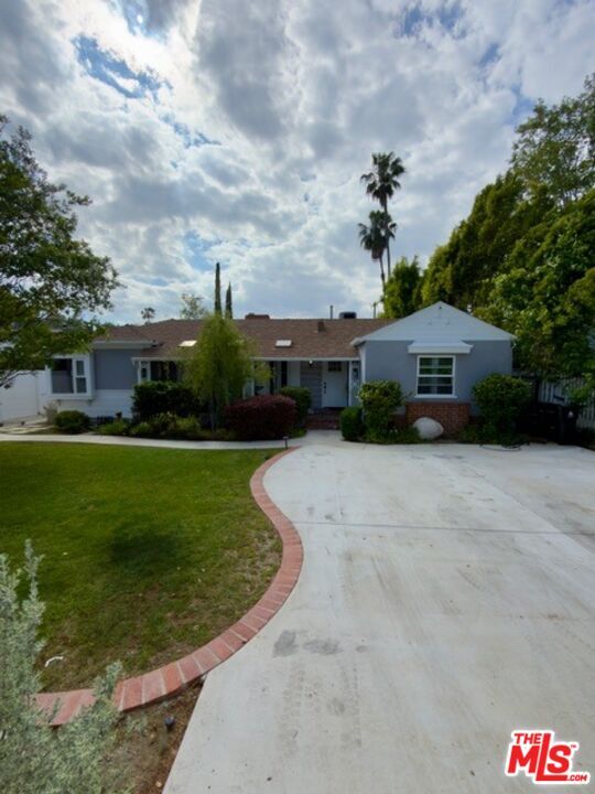 Foto del edificio - 5419 Gentry Ave