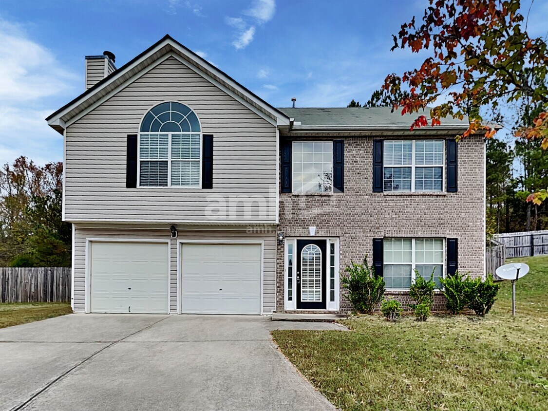 6922 Foxmoor Way House Rental in Douglasville, GA
