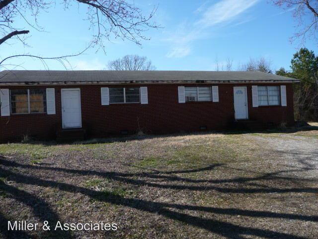 Primary Photo - 4977 Camp St