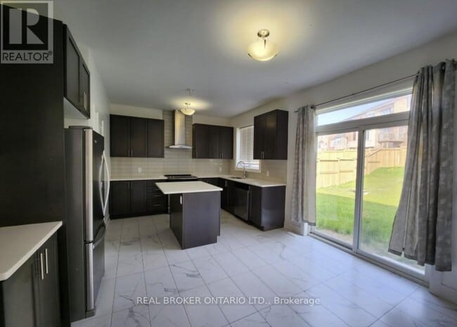 Photo du bâtiment - 9 Acacia Ct