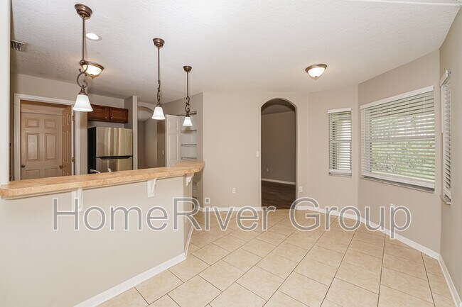 Building Photo - 20 Bressler Ln