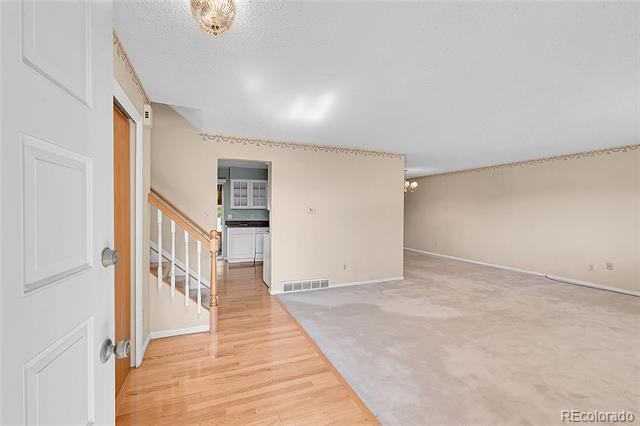 Foto del edificio - 7181 Beech St