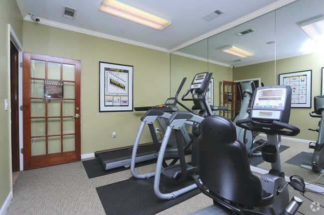 Interior Photo - Audubon Crest