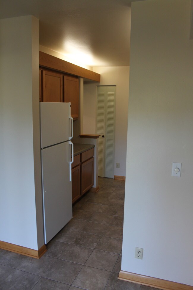 2 Oakridge Ct, Watertown, WI 53094 Townhome Rentals in Watertown WI