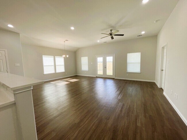 Foto del edificio - 1059 Rd 5736