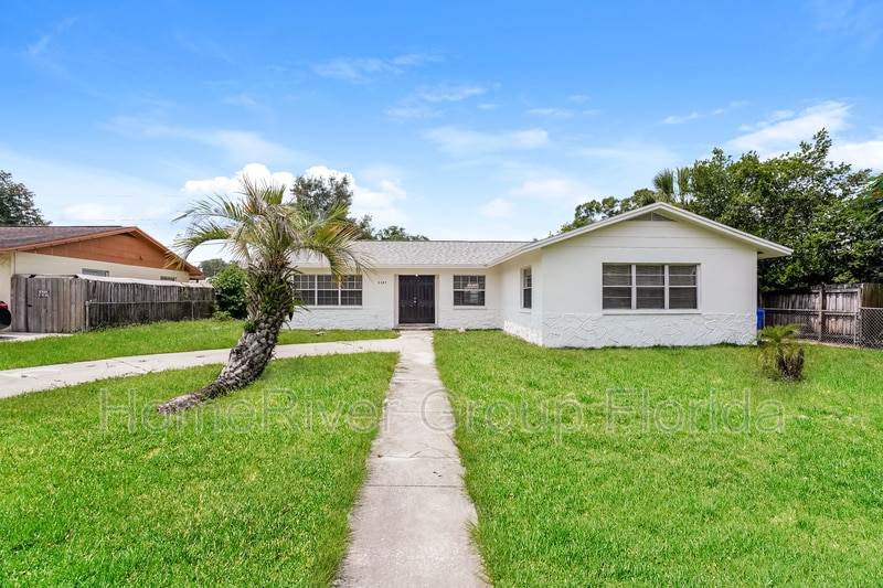 Primary Photo - 4407 Pompano Dr