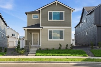 Building Photo - 2611 N Red Tail Ln