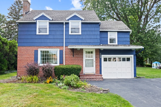 Building Photo - 166 Ridgemont Dr