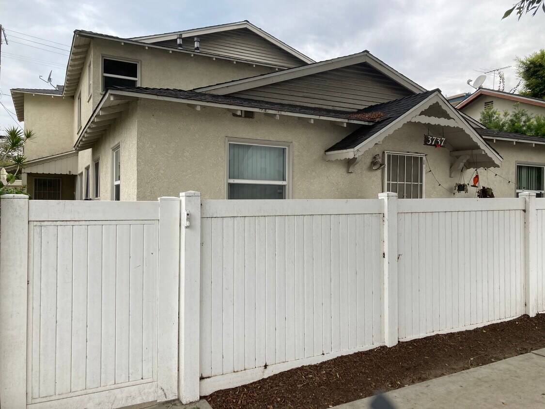 Front of the building with gated entrance - 3737 S Centinela Ave