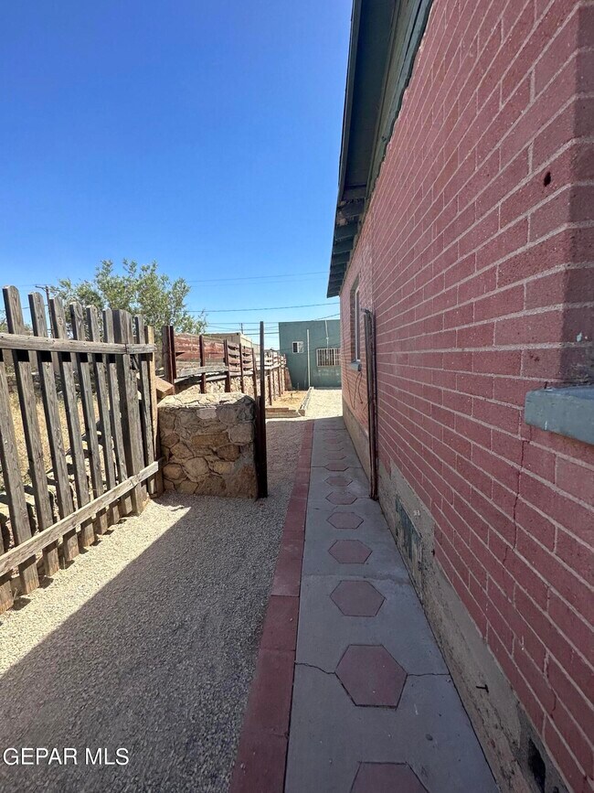 4640 La Luz Ave, El Paso, TX 79903 House Rental in El Paso, TX