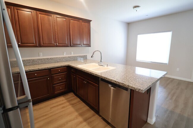 Foto del edificio - Northview Meadows Luxury Duplexes