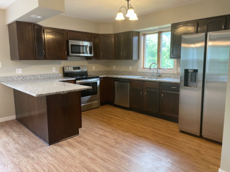 Foto principal - 1917 Riverview Ln