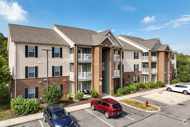 Building Photo - Overlook at Indian Trail