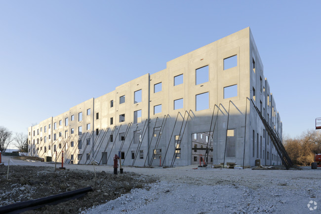 Building Photo - Arbor Place of Lisle Senior Living