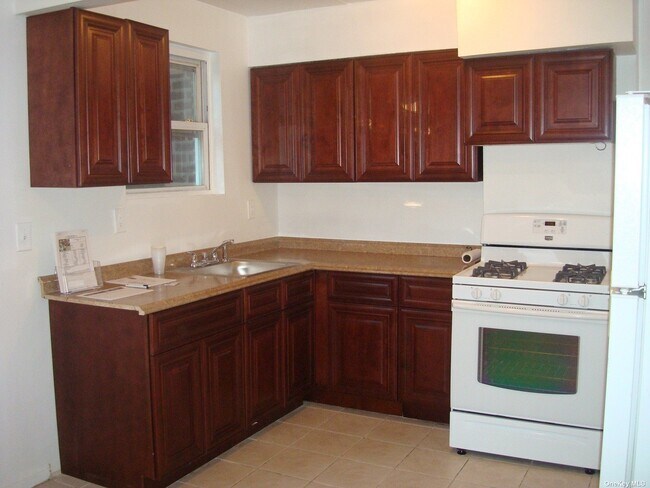 Foto del edificio - 89-54 Moline St