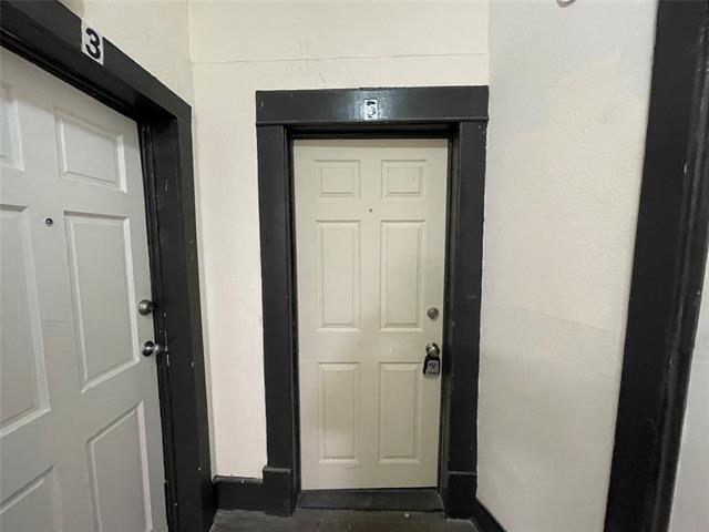 Foto del edificio - 736 West 7th Street