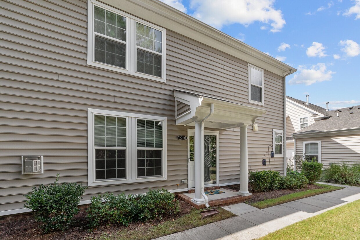 2200 Humphreys Dr, Suffolk, VA 23435 Townhome Rentals in Suffolk VA