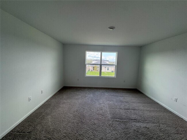Foto del edificio - 5909 Chestnut Grv Pl