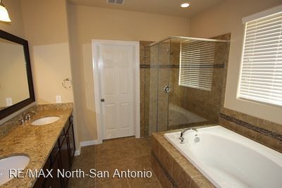 Foto del edificio - 4 br, 3.5 bath House - 24776 Buck Creek