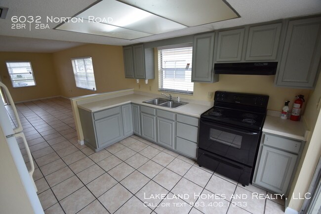 Building Photo - 6032 Norton Road 2BR 2BA