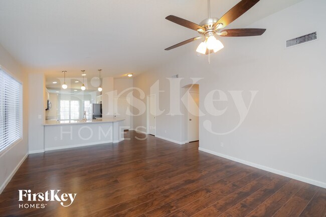 Building Photo - 13414 W Port Royale Ln