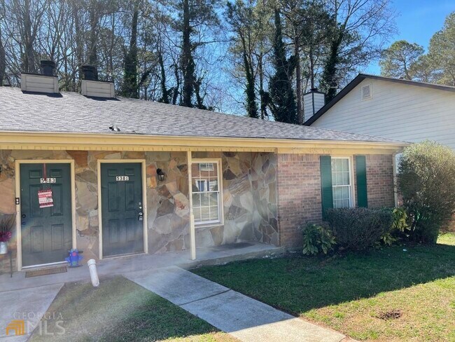 Foto del edificio - 5381 Ridgemere Ct