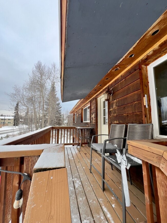 Foto del edificio - 601 Fairbanks St